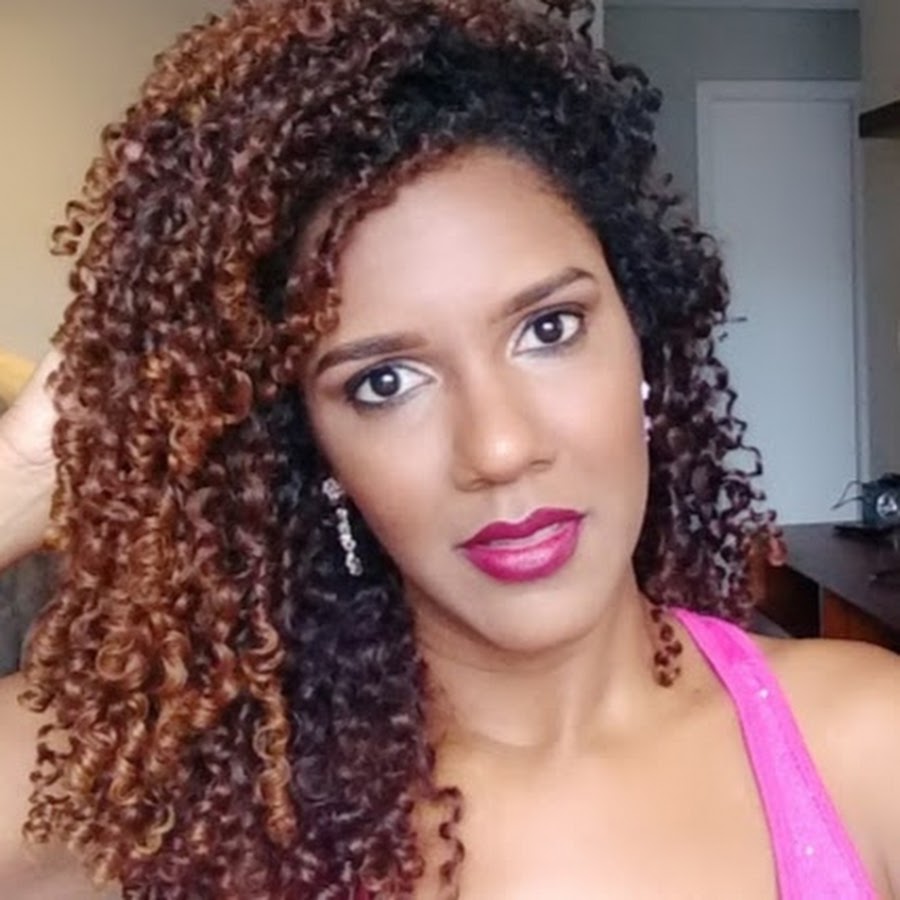 Cássia Marinho @cassiamarinho
